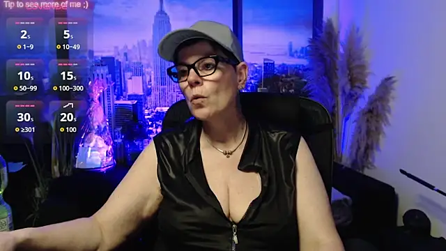 ninarandmann online show from May 23, 4:11 pm