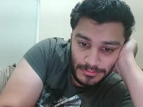 robintoit online show from May 20, 3:24 am