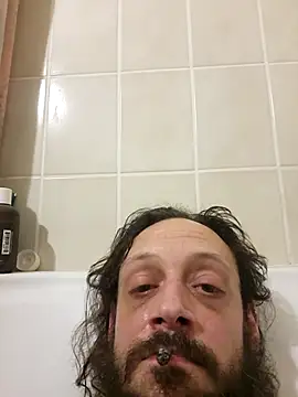 Snapshot of high_andlow420 chatting on February 19, 3:27 pm high andlow420 online show from February 19, 3:27 pm