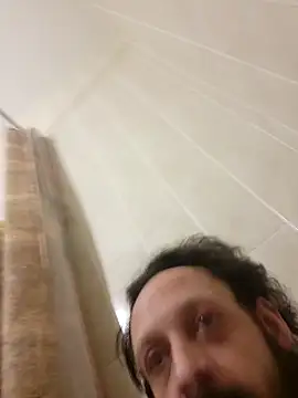 Snapshot of high_andlow420 chatting on March 6, 5:33 pm high andlow420 online show from March 6, 5:33 pm