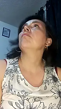 Snapshot of Natasha_milf__ chatting on February 8, 1:32 am Natasha milf online show from February 8, 1:32 am