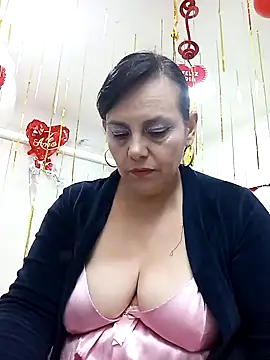 Snapshot of Natasha_milf__ chatting on February 12, 4:22 pm Natasha milf online show from February 12, 4:22 pm