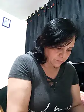 Snapshot of Natasha_milf__ chatting on March 5, 12:27 am Natasha milf online show from March 5, 12:27 am