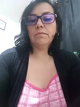 Snapshot of Natasha_milf__ chatting on March 15, 3:18 am Natasha milf online show from March 15, 3:18 am
