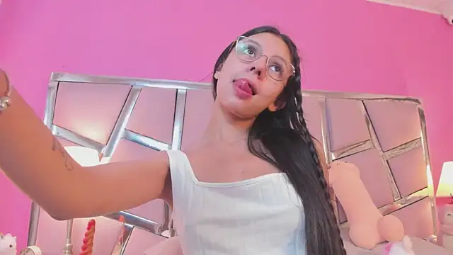 Bonniepark online show from March 11, 3:12 pm