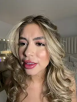  laura 02 online show from May 8, 4:23 pm