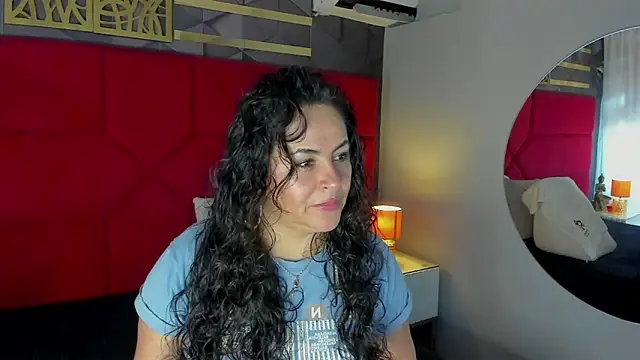 hanny milf online show from May 5, 11:40 am