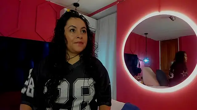 hanny milf online show from May 17, 11:39 am