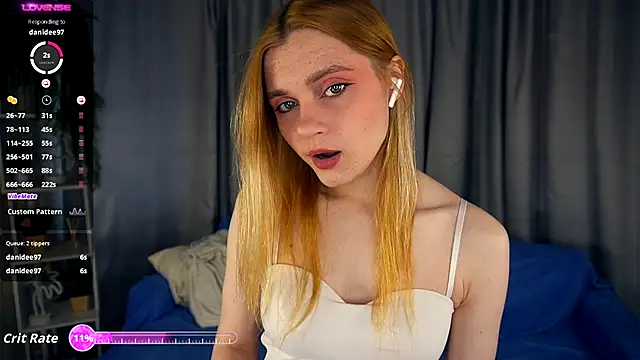 Snapshot of MariamAven chatting on September 25, 5:44 am MariamAven online show from September 25, 5:44 am