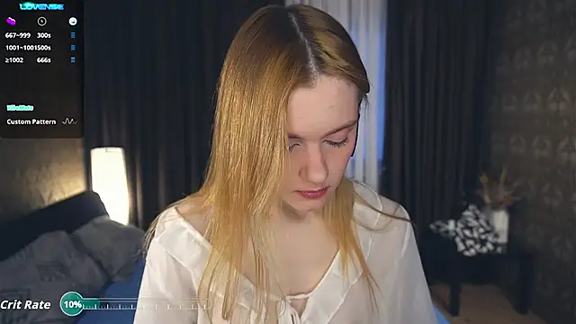 Snapshot of MariamAven chatting on October 2, 5:58 am MariamAven online show from October 2, 5:58 am