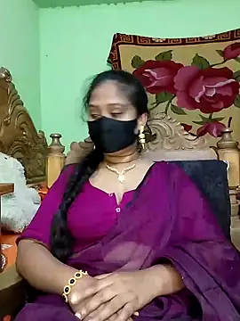 Idhika Paul online show from February 19, 5:16 pm