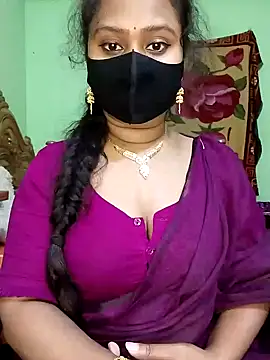 Idhika Paul online show from February 19, 11:25 pm