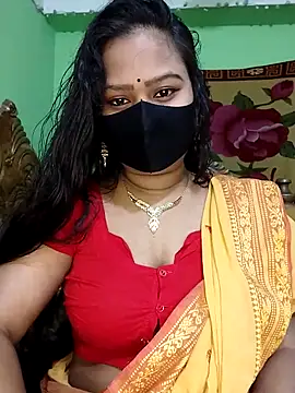 Idhika Paul online show from March 4, 7:32 pm