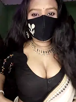 Idhika Paul online show from March 9, 2:43 pm