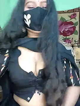 Idhika Paul online show from March 9, 5:49 pm