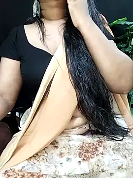 Idhika Paul online show from October 1, 6:03 pm