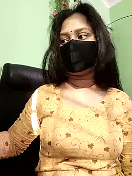 Idhika Paul online show from November 11, 8:25 am