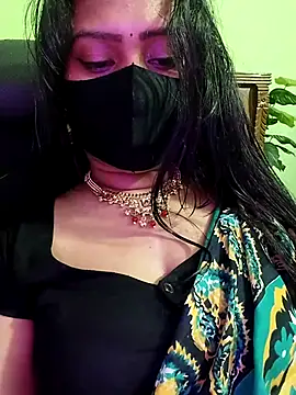 Idhika Paul online show from March 1, 6:43 pm