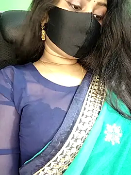 Idhika Paul online show from March 8, 2:04 am