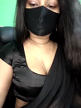 Idhika Paul online show from March 9, 9:24 am