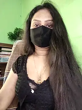 Idhika Paul online show from May 2, 9:25 am