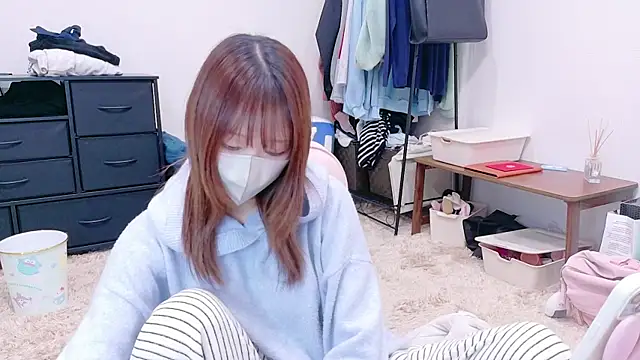Snapshot of Yui-Ch chatting on March 9, 11:36 am Yui-Ch online show from March 9, 11:36 am