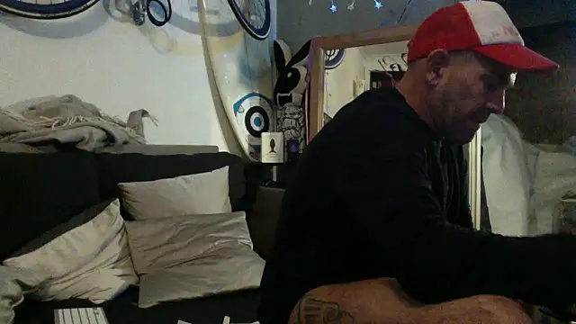 DJUX online show from December 19, 7:29 pm
