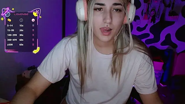 hi elora online show from April 1, 12:33 am