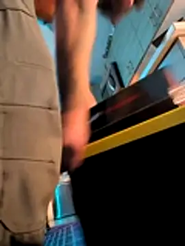 Armyexhibitionistvet online show from November 25, 2:44 am