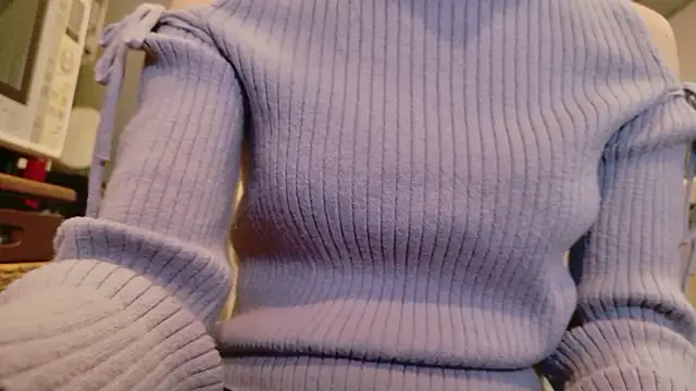 Snapshot of sayaka_xo chatting on March 30, 11:39 pm sayaka xo online show from March 30, 11:39 pm