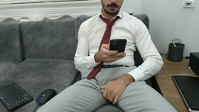Naughtb0y online show from December 19, 3:19 pm
