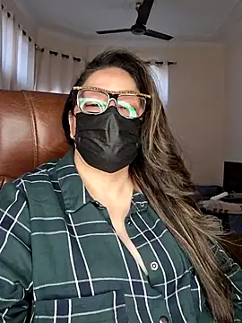 SEXY-Sardarni online show from September 26, 7:01 am