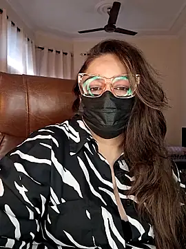 SEXY-Sardarni online show from November 16, 8:31 am