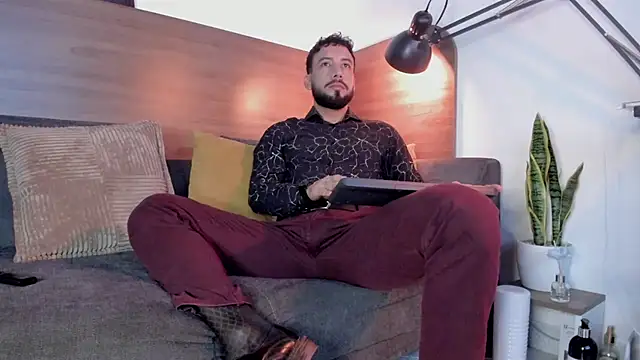 bruno woods online show from April 27, 4:38 pm