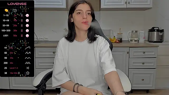 broosnica1 online show from December 21, 10:28 am