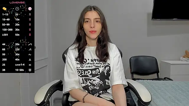 broosnica1 online show from November 11, 8:03 am