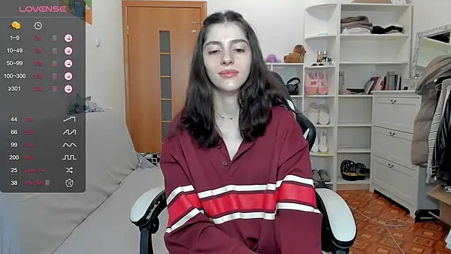 broosnica1 online show from April 27, 7:28 am