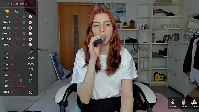 broosnica1 online show from July 4, 7:47 am