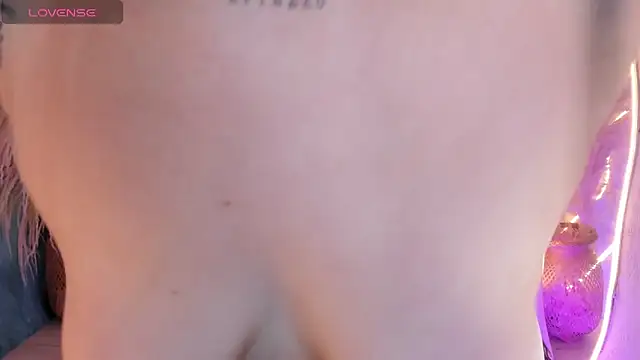 ViolettaHotLatin  online show from January 25, 12:37 pm