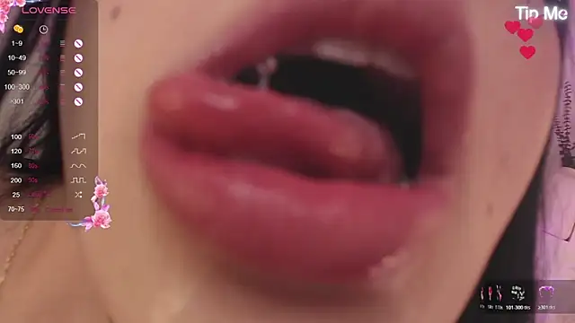 ViolettaHotLatin  online show from May 11, 2:45 pm