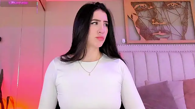  AlejaCruz  online show from October 8, 11:52 am