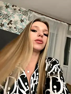 adel secret online show from September 26, 7:40 pm