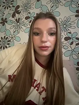 adel secret online show from October 4, 11:08 am