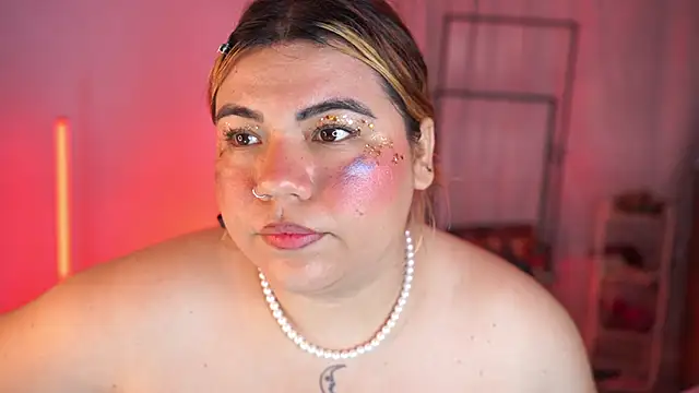 Samanta cutee online show from March 19, 11:25 am