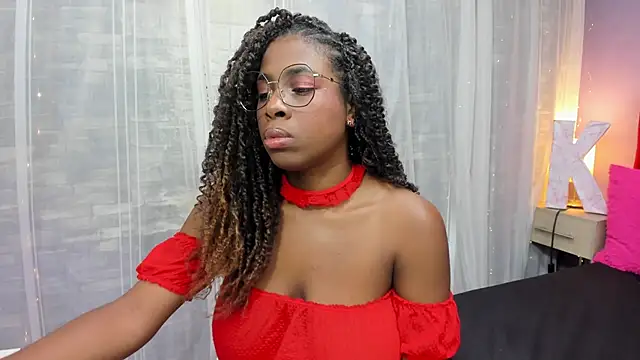 KatieGomez online show from May 22, 7:41 pm
