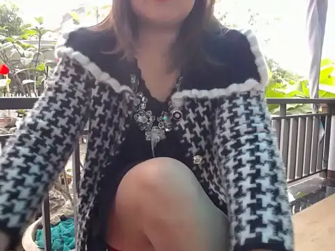 Nanaly Sweet online show from February 5, 1:04 am