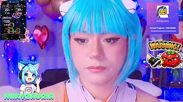 Snapshot of _niiky chatting on March 12, 6:47 pm niiky online show from March 12, 6:47 pm