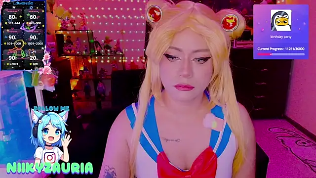 Snapshot of _niiky chatting on April 6, 10:05 am niiky online show from April 6, 10:05 am