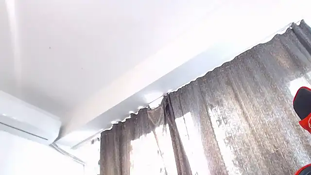 EmmaStward online show from January 2, 9:43 am
