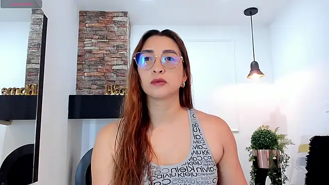  LaraMom  online show from February 26, 12:14 pm